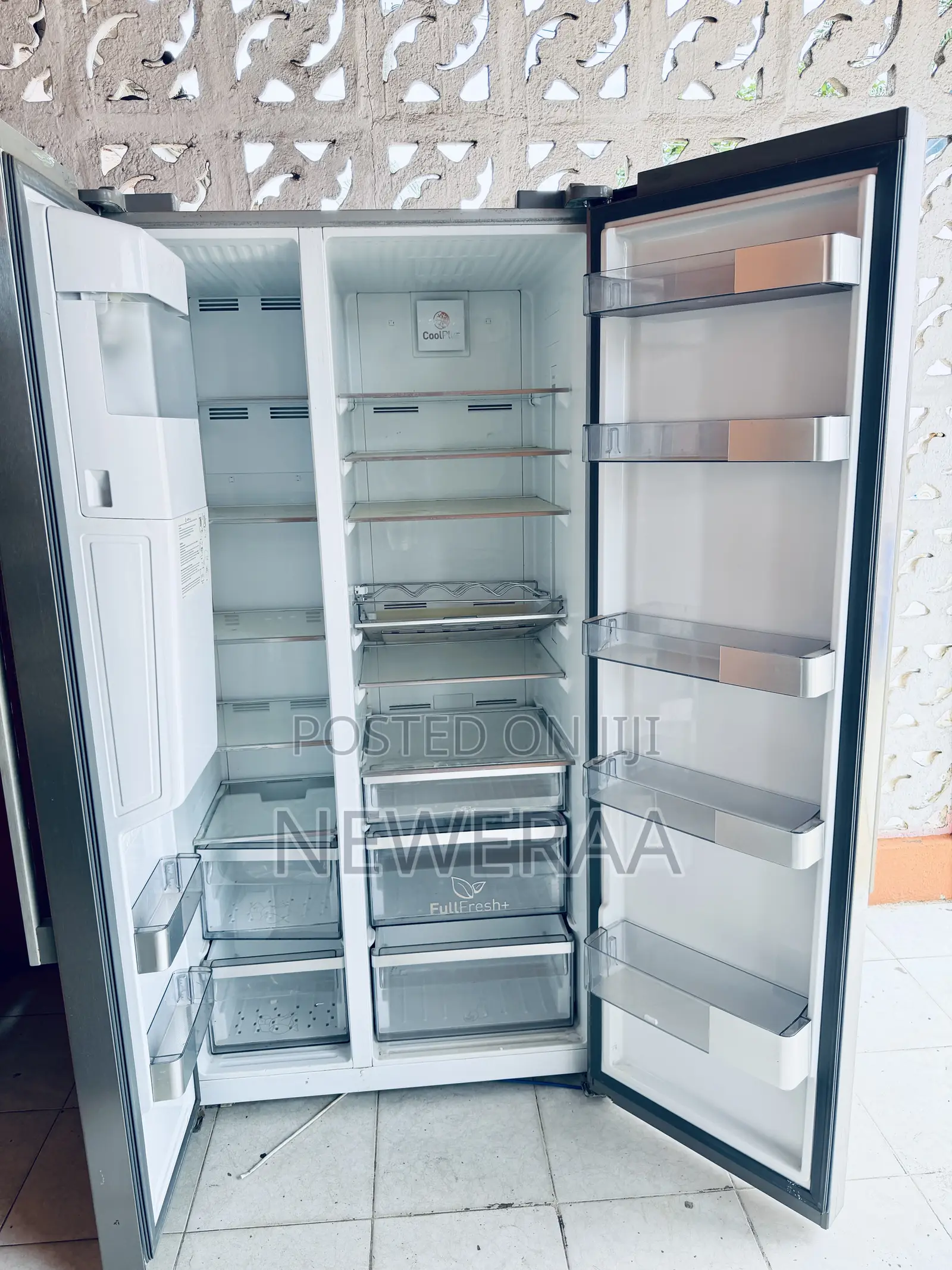 520 Side by Side Fridge