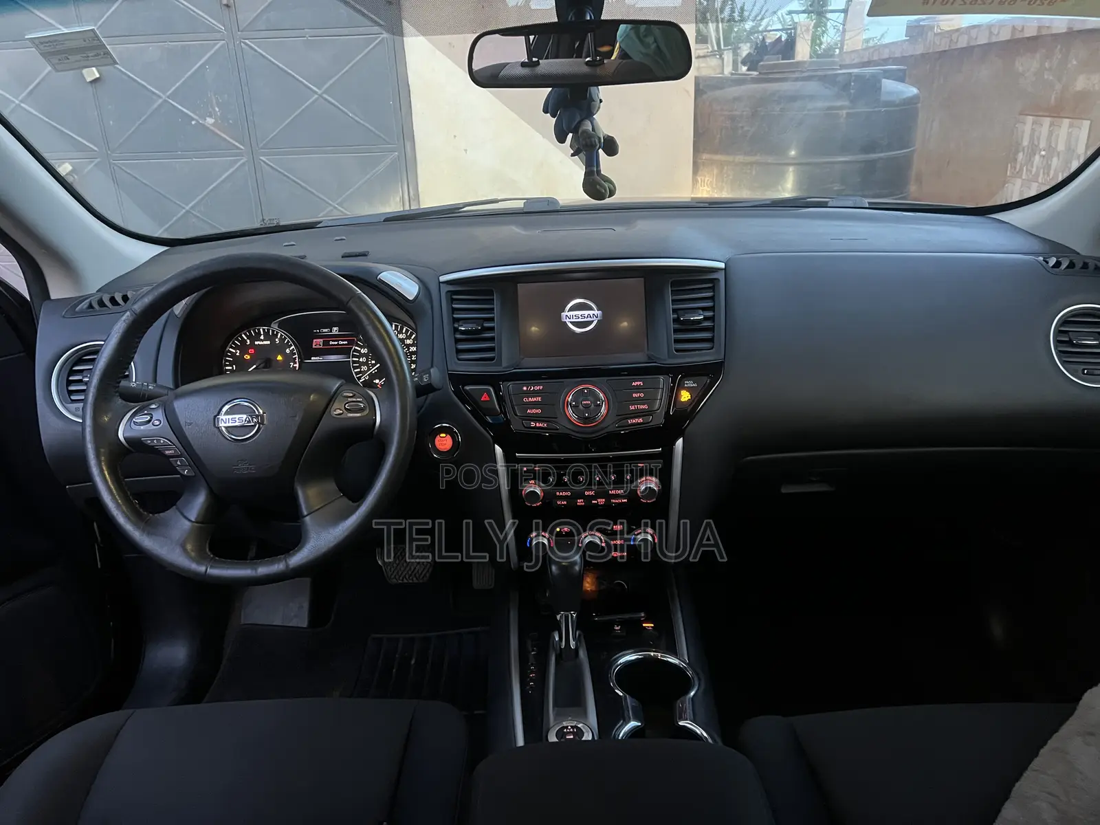 Nissan Pathfinder Platinum 4dr 4x4 (3.5L 6cyl) 2017 Black