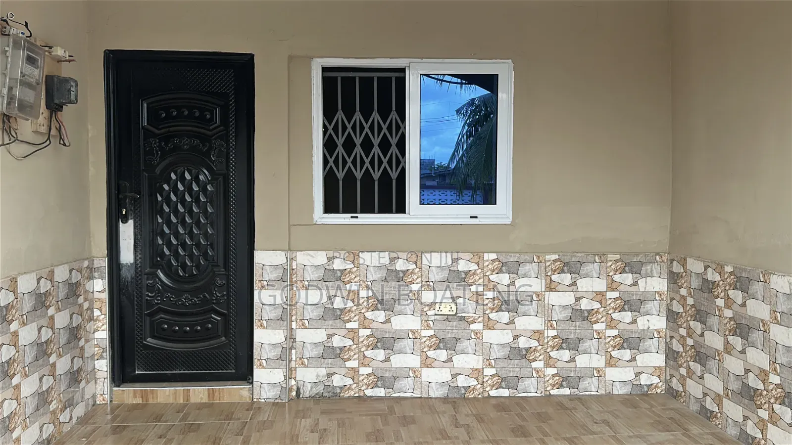 1bdrm Apartment in Human Rights Road, Awutu Senya East Municipal