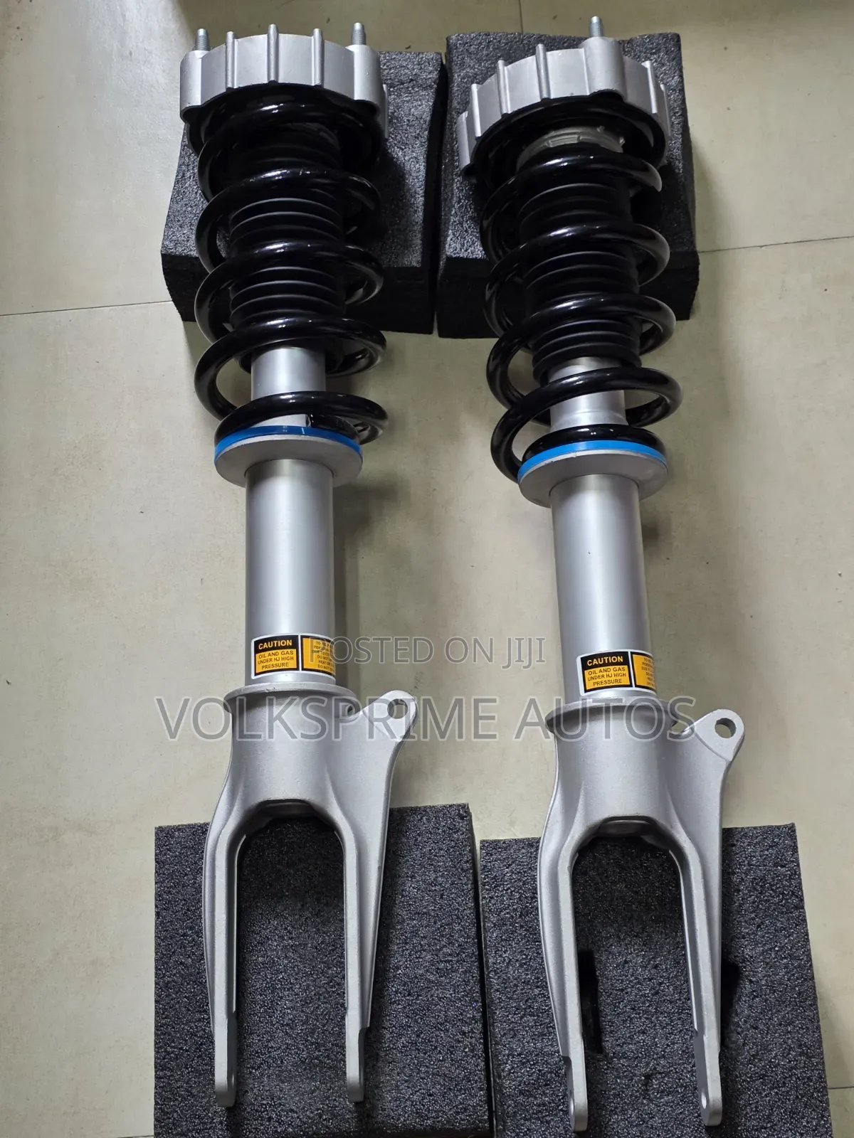 Pair Front Shock Struts Spring for Porsche Panamera 970 2010-2016.