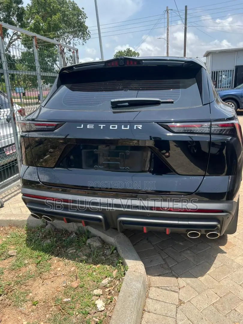 Jetour Dashing 1.6 Petrol FWD 2023 Black