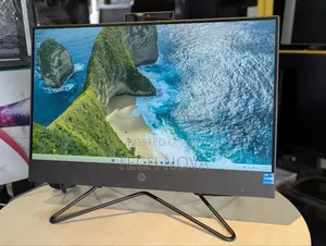 Desktop Computer HP 200 G4 22 All-in-One 8GB Intel Core i3 SSD 256GB