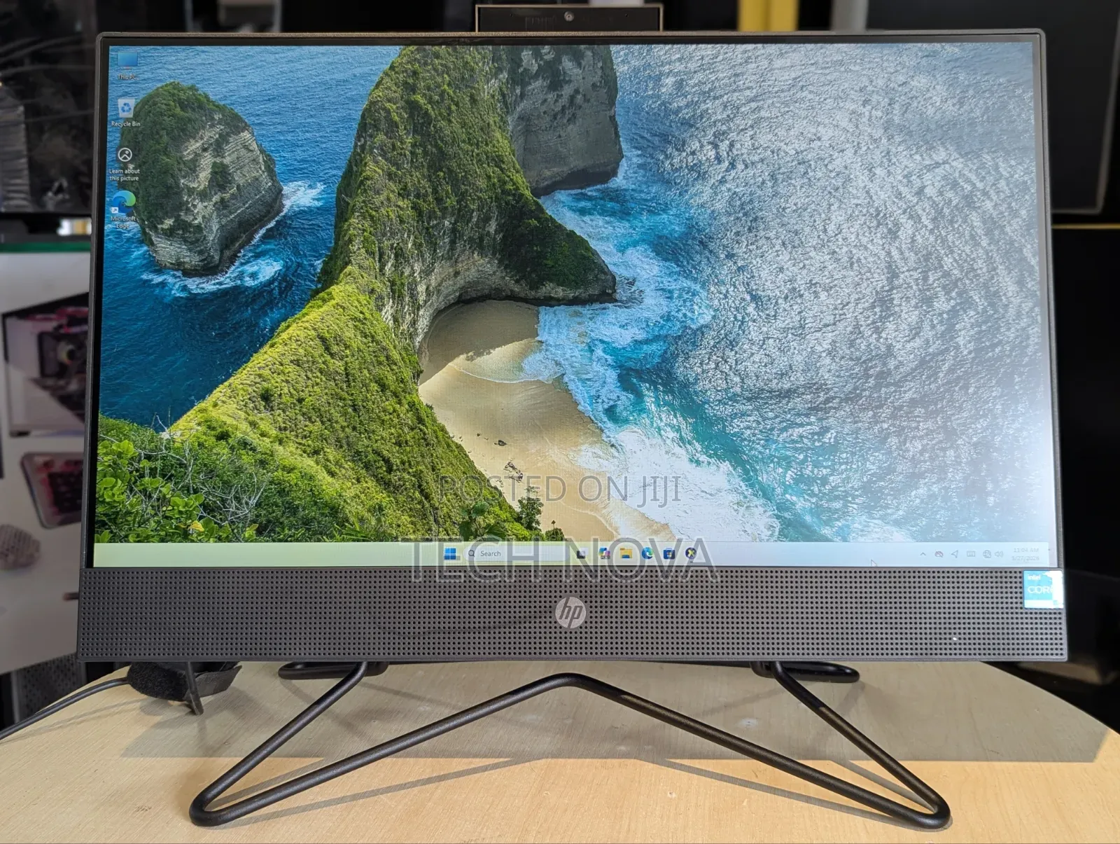 Desktop Computer HP 200 G4 22 All-in-One 8GB Intel Core i3 SSD 256GB