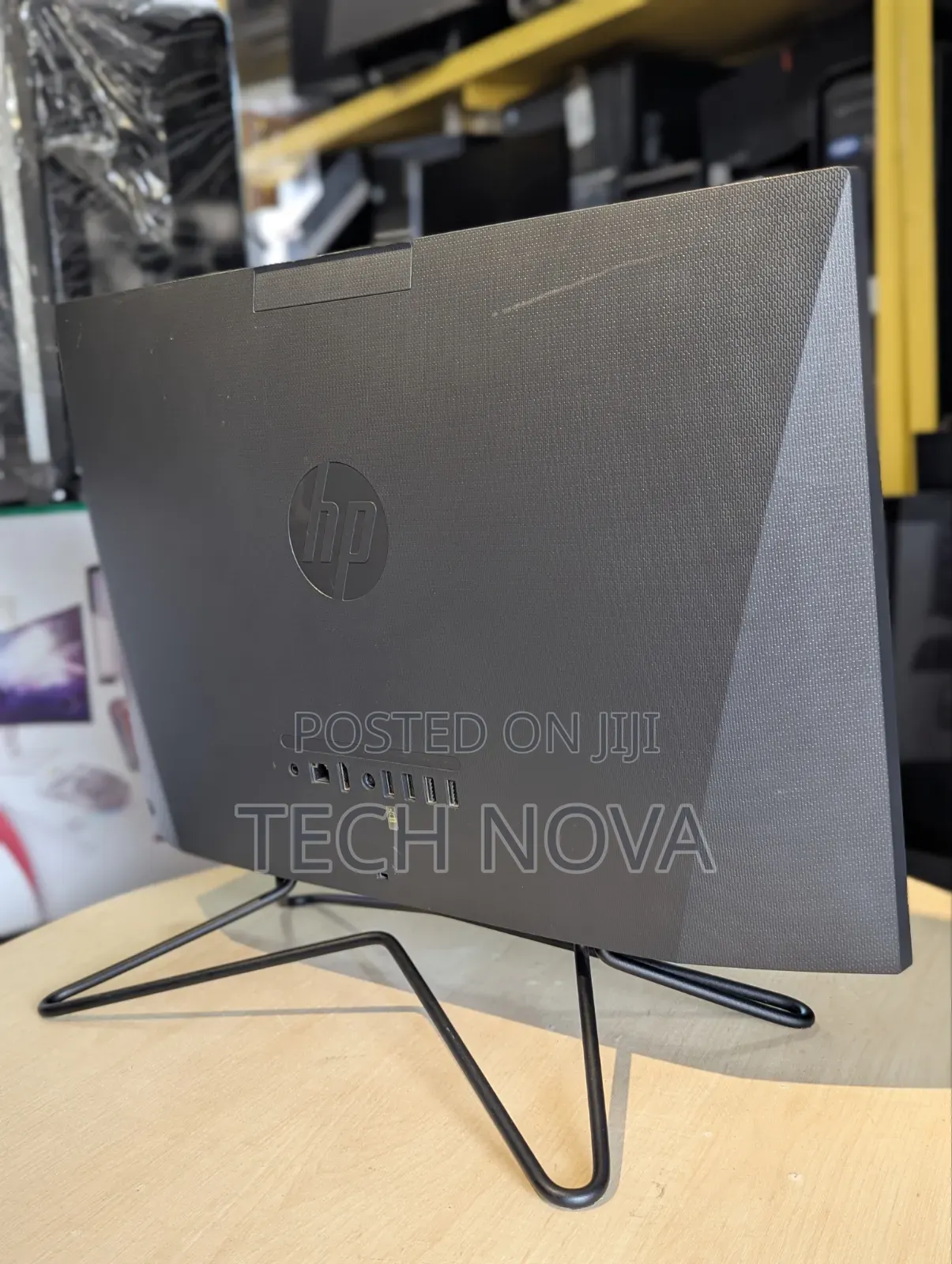 Desktop Computer HP 200 G4 22 All-in-One 8GB Intel Core i3 SSD 256GB