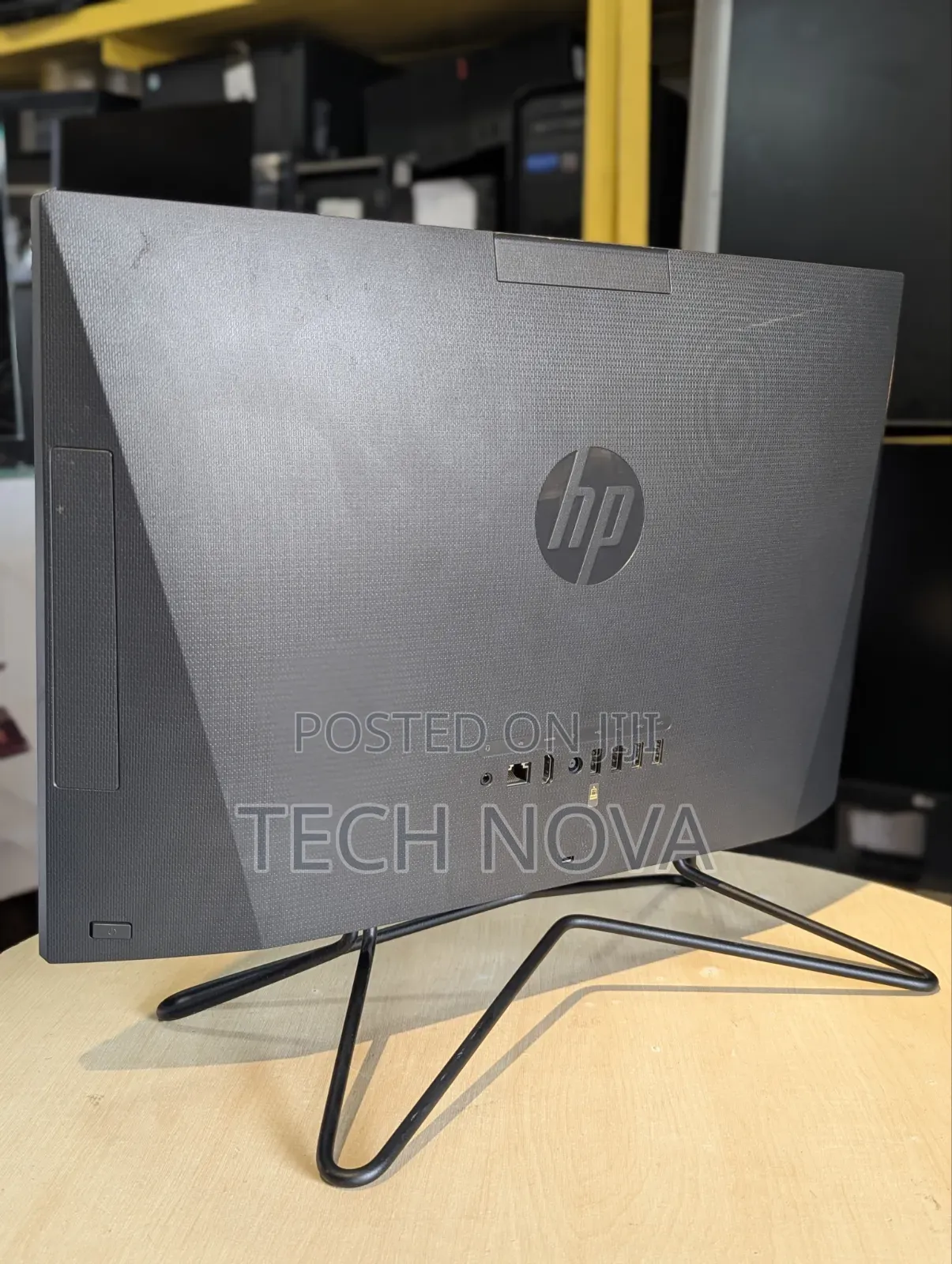 Desktop Computer HP 200 G4 22 All-in-One 8GB Intel Core i3 SSD 256GB