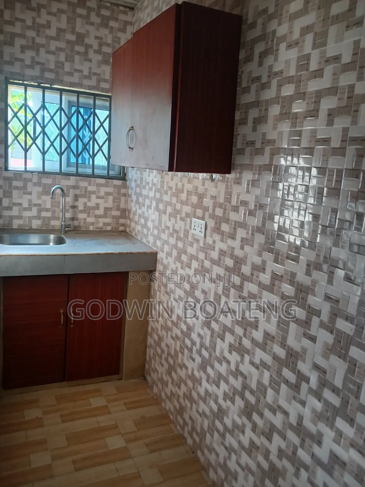 1bdrm Apartment in Human Rights Road, Awutu Senya East Municipal
