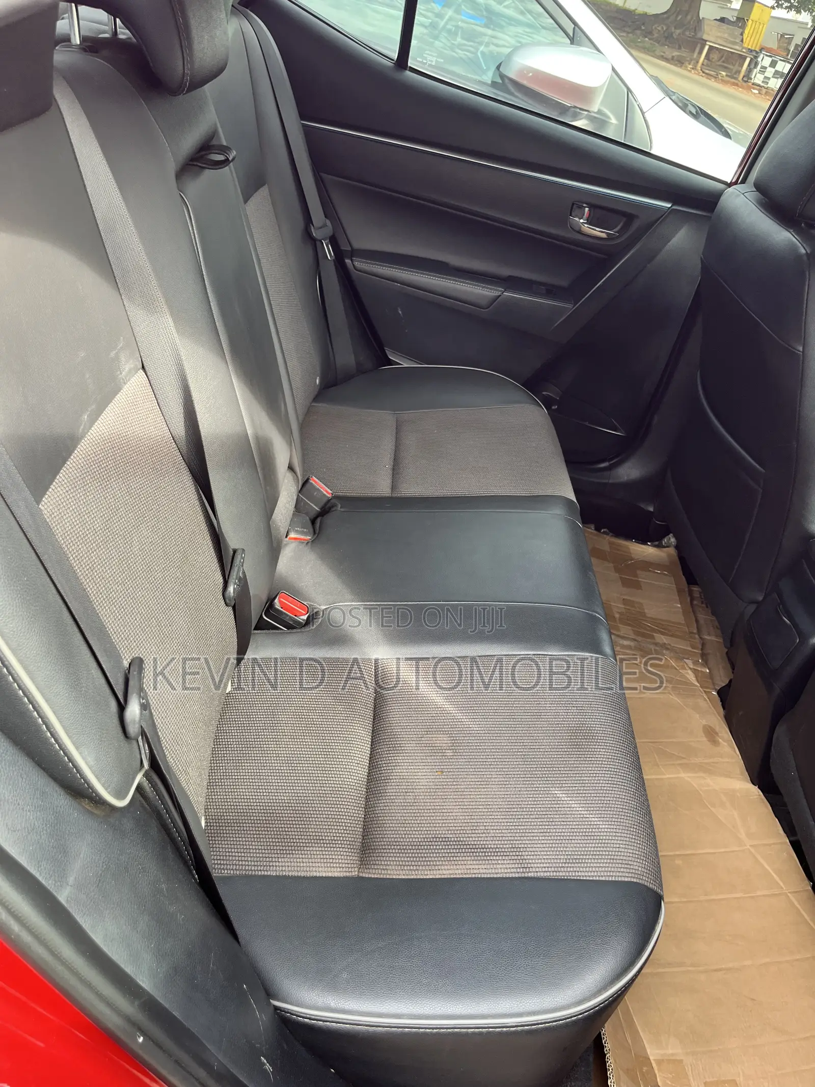 Toyota Corolla S 4dr Sedan (1.8L 4cyl CVT) 2016 Red
