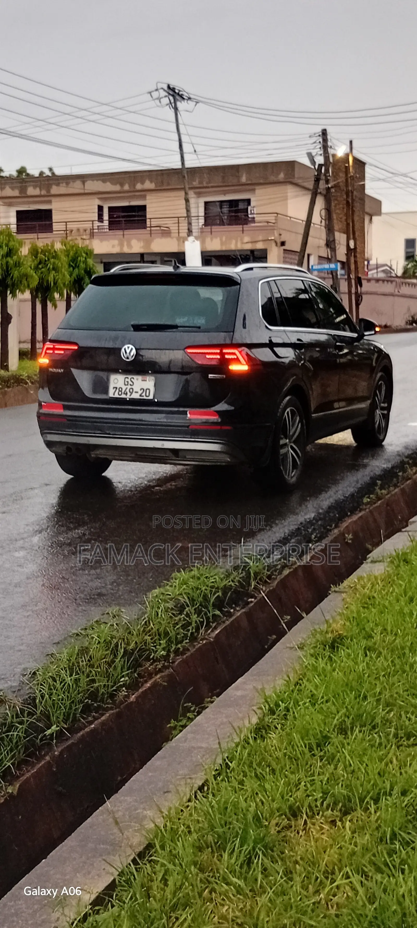 Volkswagen Tiguan 2.0T SEL AWD 4MOTION 2020 Black