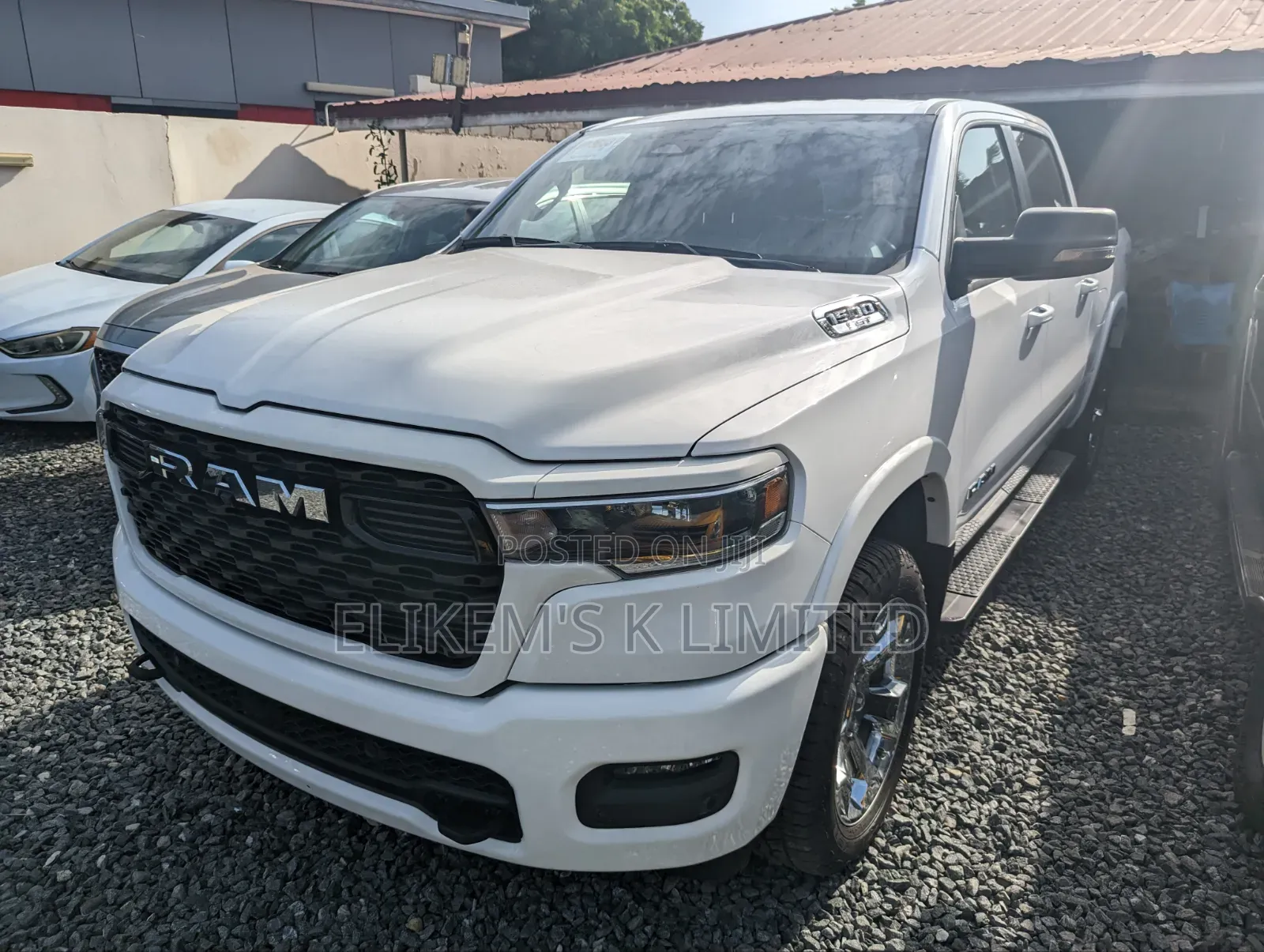 RAM 1500 2025 White