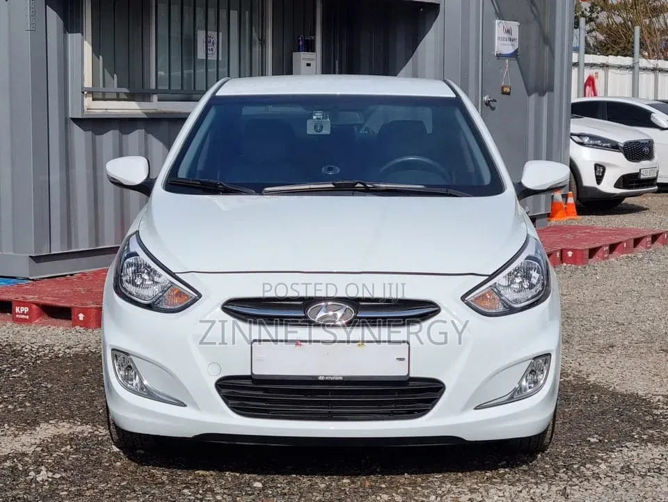 Hyundai Accent 2016 White