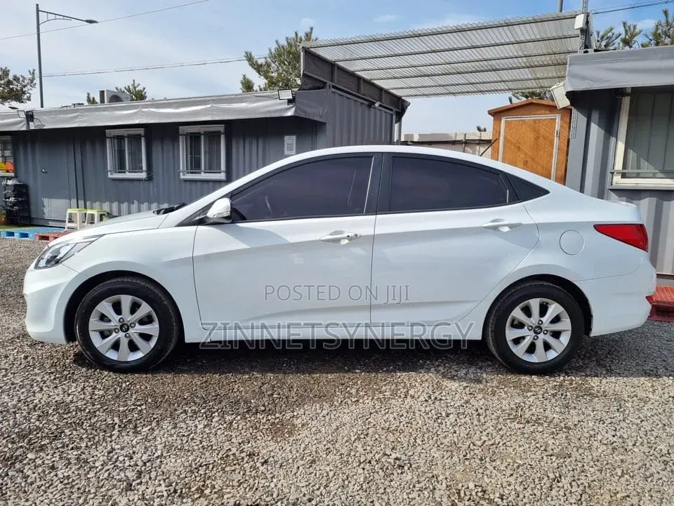 Hyundai Accent 2016 White