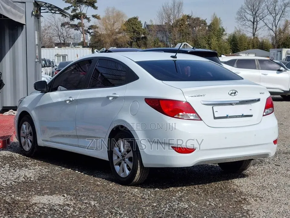 Hyundai Accent 2016 White