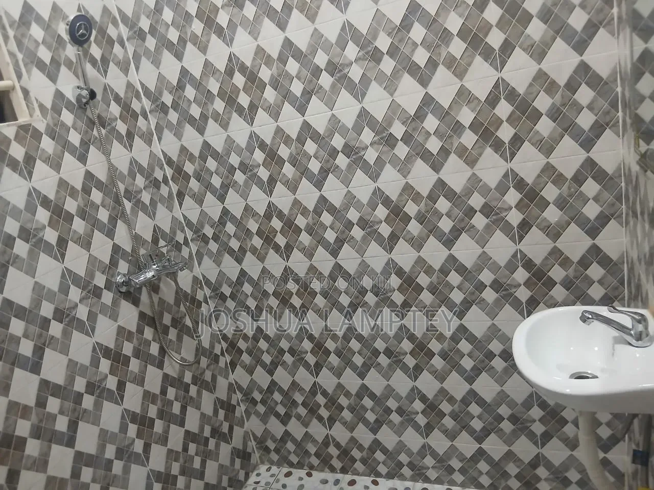 2bdrm Apartment in Teshie Lekma Road, Tsui-Bleoo for rent