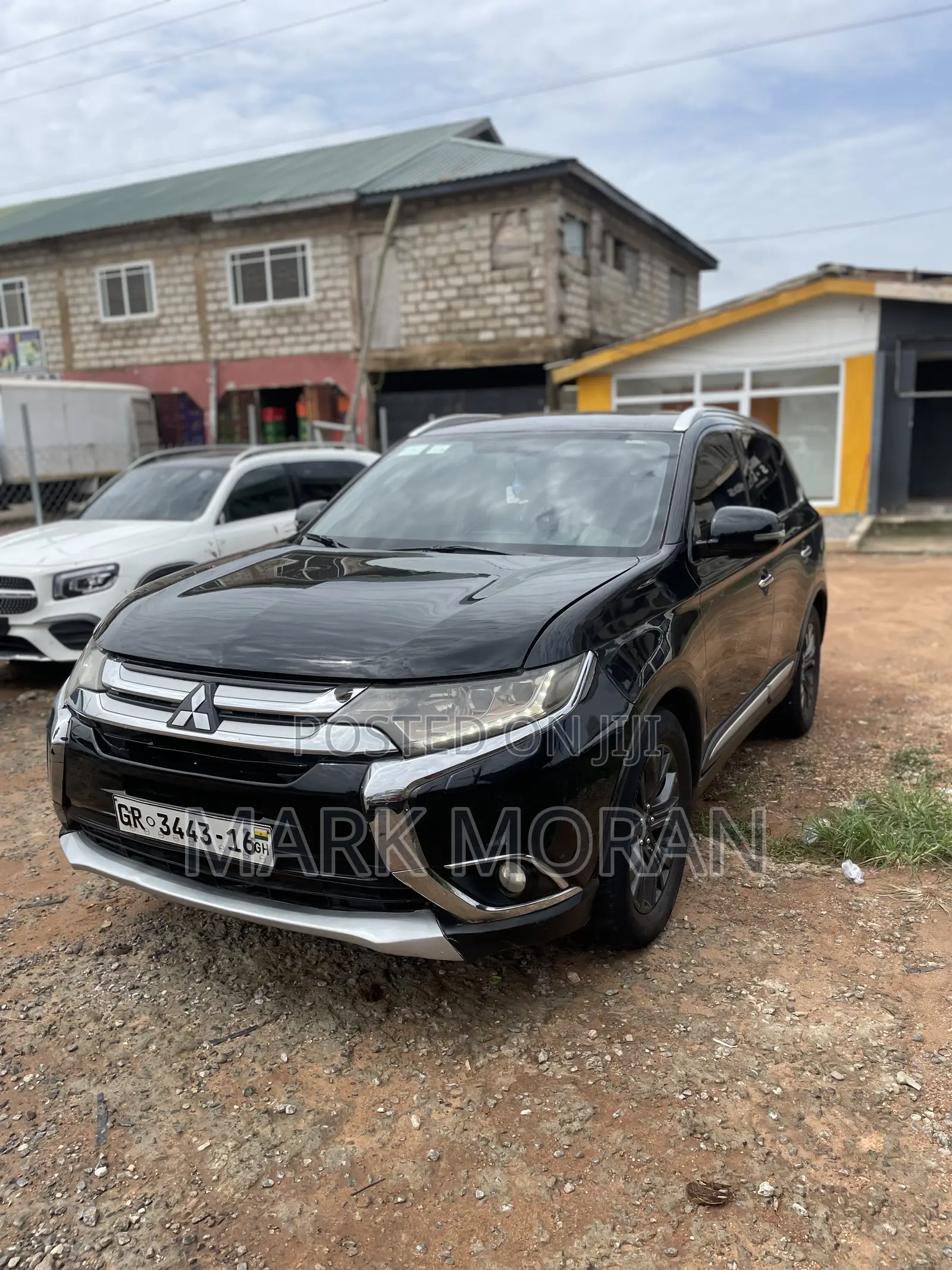 Mitsubishi Outlander 2016 Black