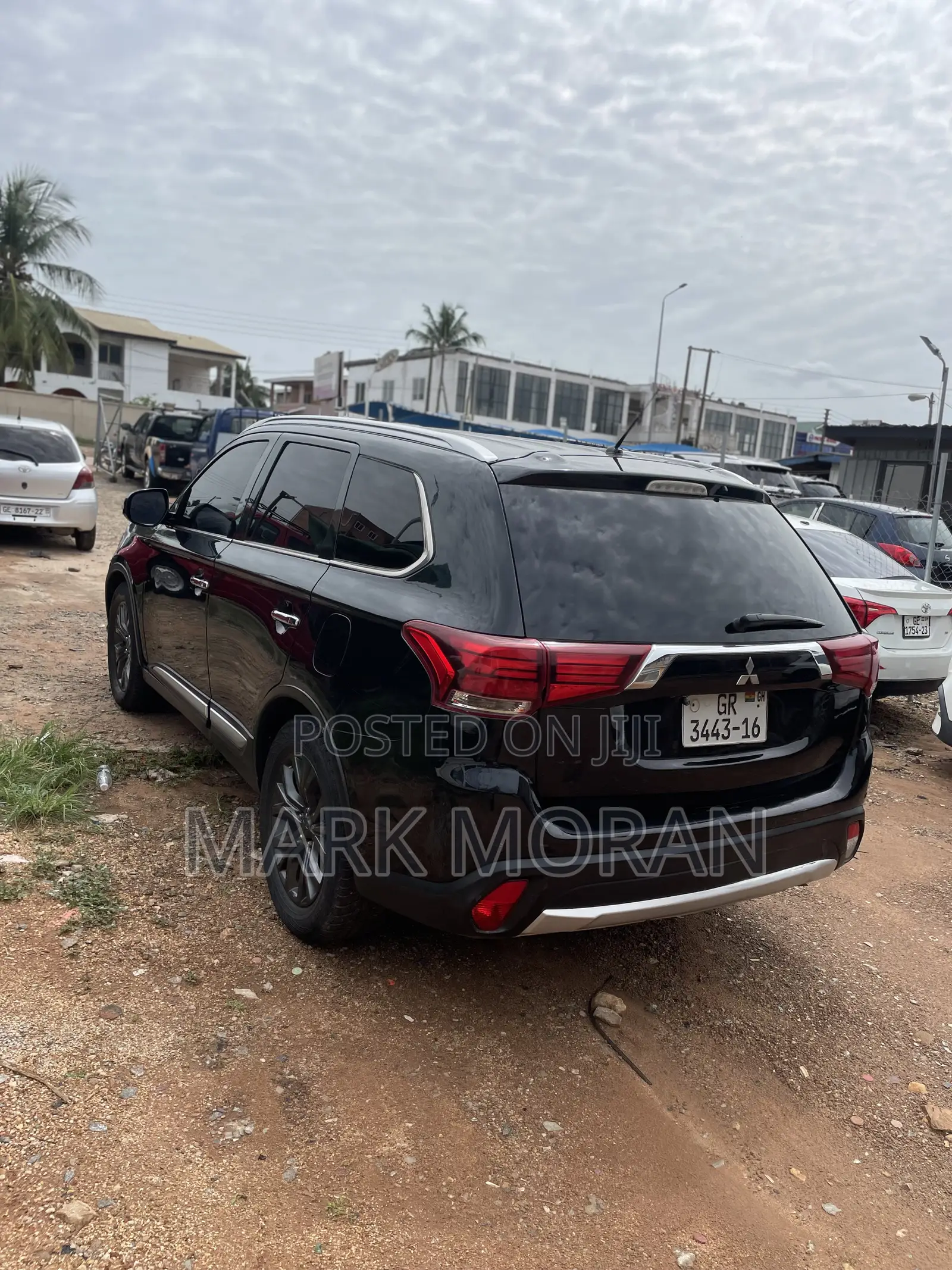 Mitsubishi Outlander 2016 Black