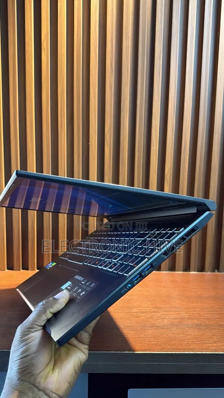 Laptop Acer 16GB Intel Core i7 SSD 1T