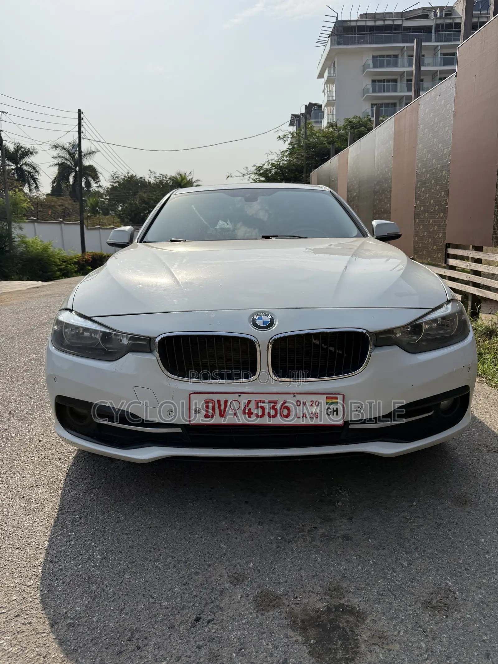 BMW 320i 2016 White