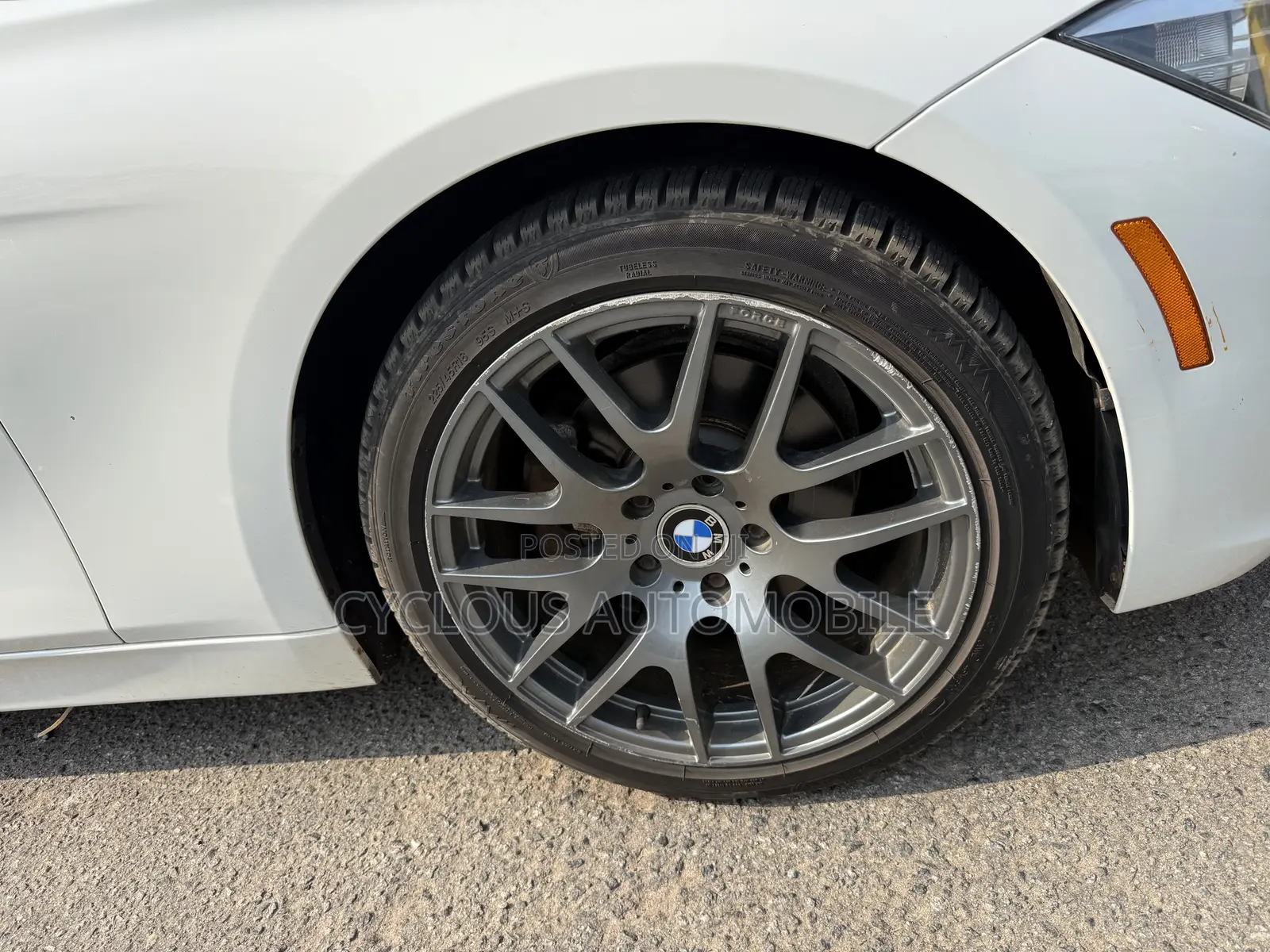 BMW 320i 2016 White