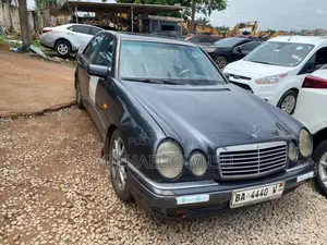 Mercedes-Benz E250 2000 Blue