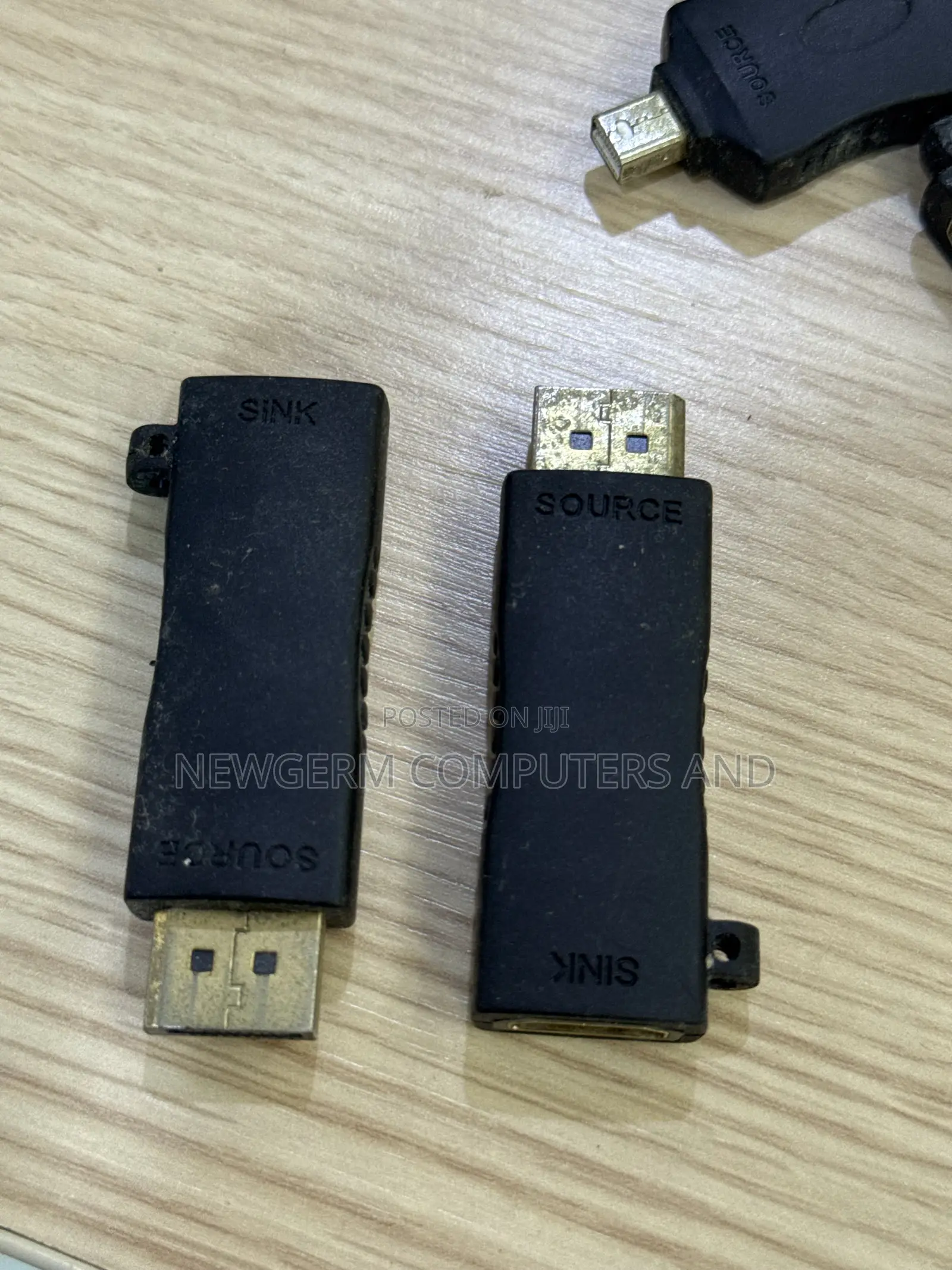 Displayport To Hdmi Converter Original Works With Tv And Projectors