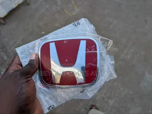 Honda Accord 2016,2017 Red Glass Crown / Logo