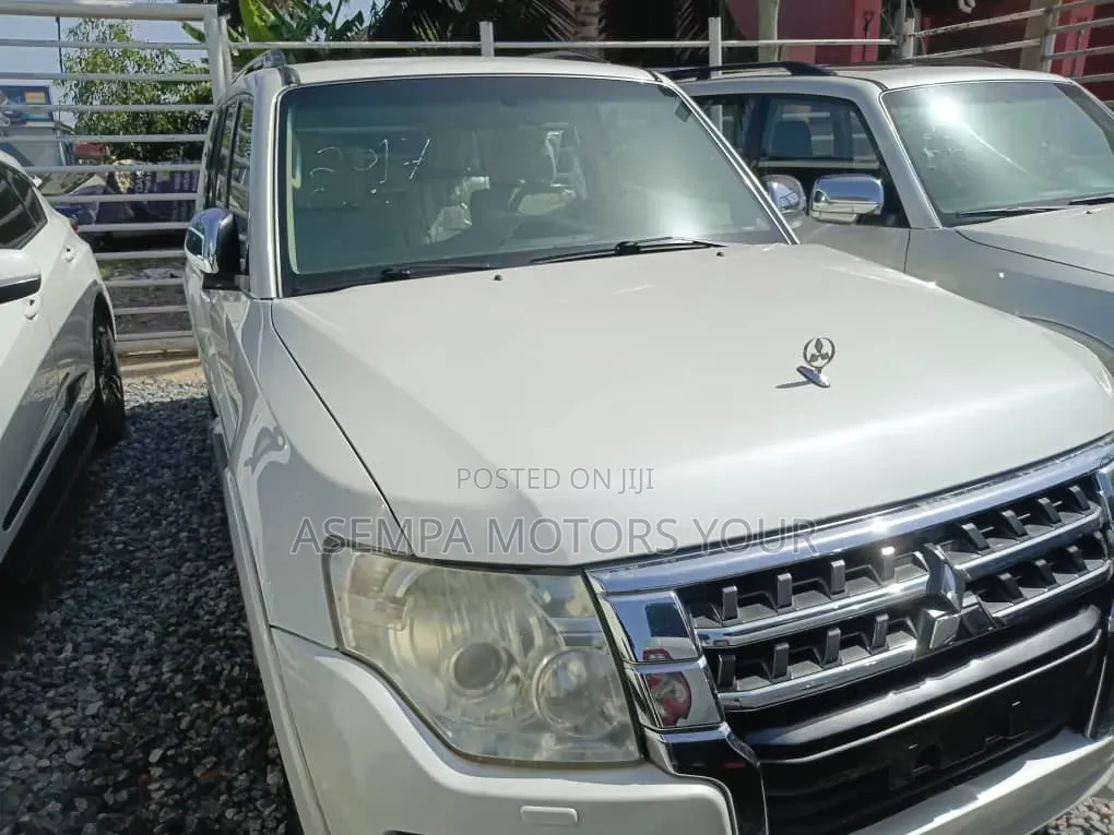 Mitsubishi Pajero V90 2.8 GL 2017 White