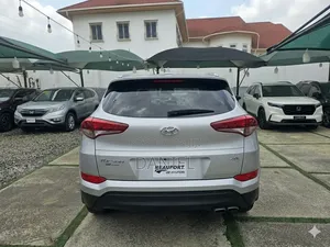 Hyundai Tucson Limited AWD 2018 Gray