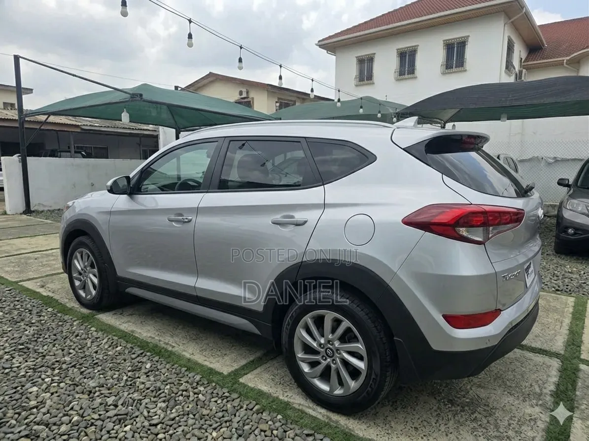 Hyundai Tucson Limited AWD 2018 Gray