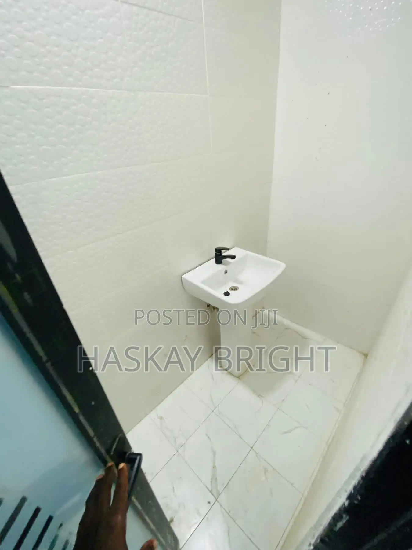 2bdrm Apartment in West Legon for rent