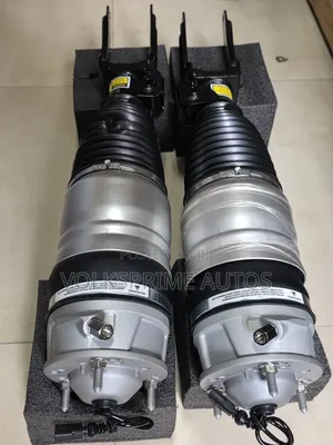 Porsche Cayenne Vw Touareg 2011 - 2018 Air Suspension Shock Absorbers.