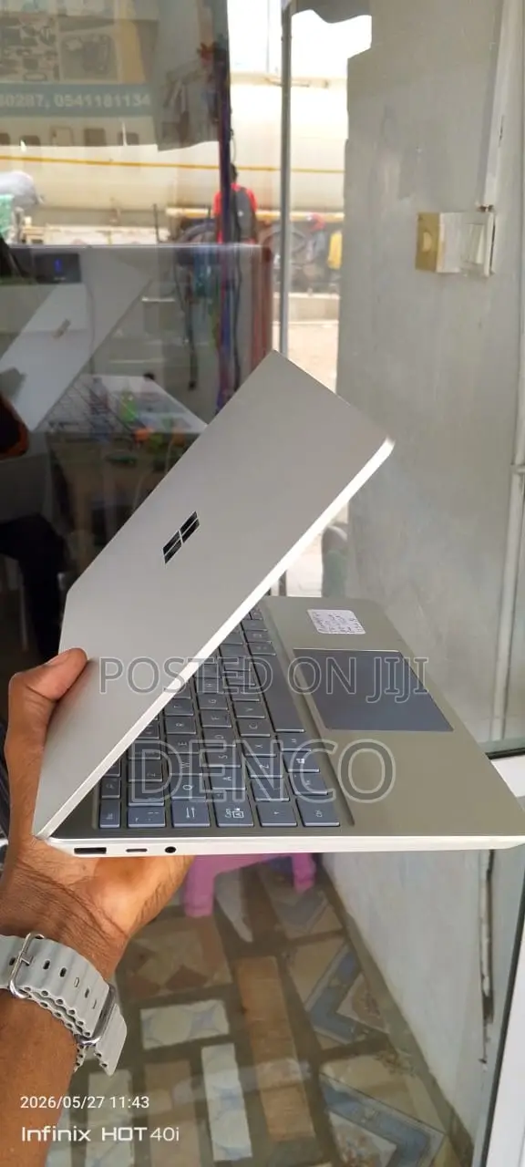 Laptop Microsoft Surface Go 16GB Intel Core i5 HDD+SSD 512GB