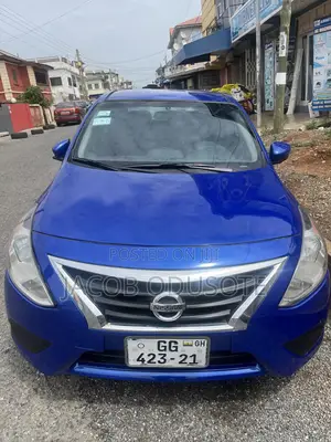 Nissan Versa 1.6 SV 2017 Blue