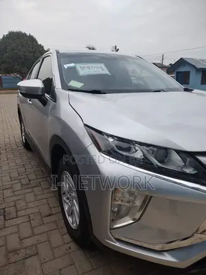 Mitsubishi Eclipse 2019 Silver