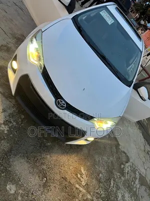 Toyota Corolla S 4dr Sedan (1.8L 4cyl CVT) 2016 White