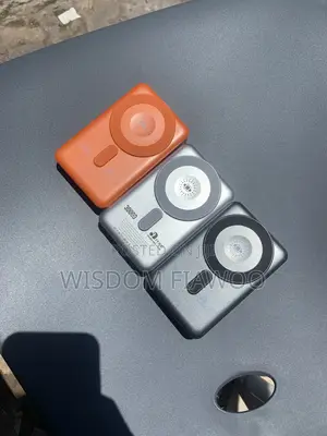 Used Wireless Powerbank With 2cords(30,000) Very Good
