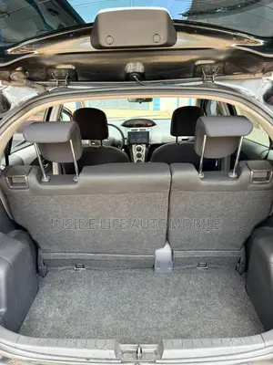 Toyota Vitz 2010 Black