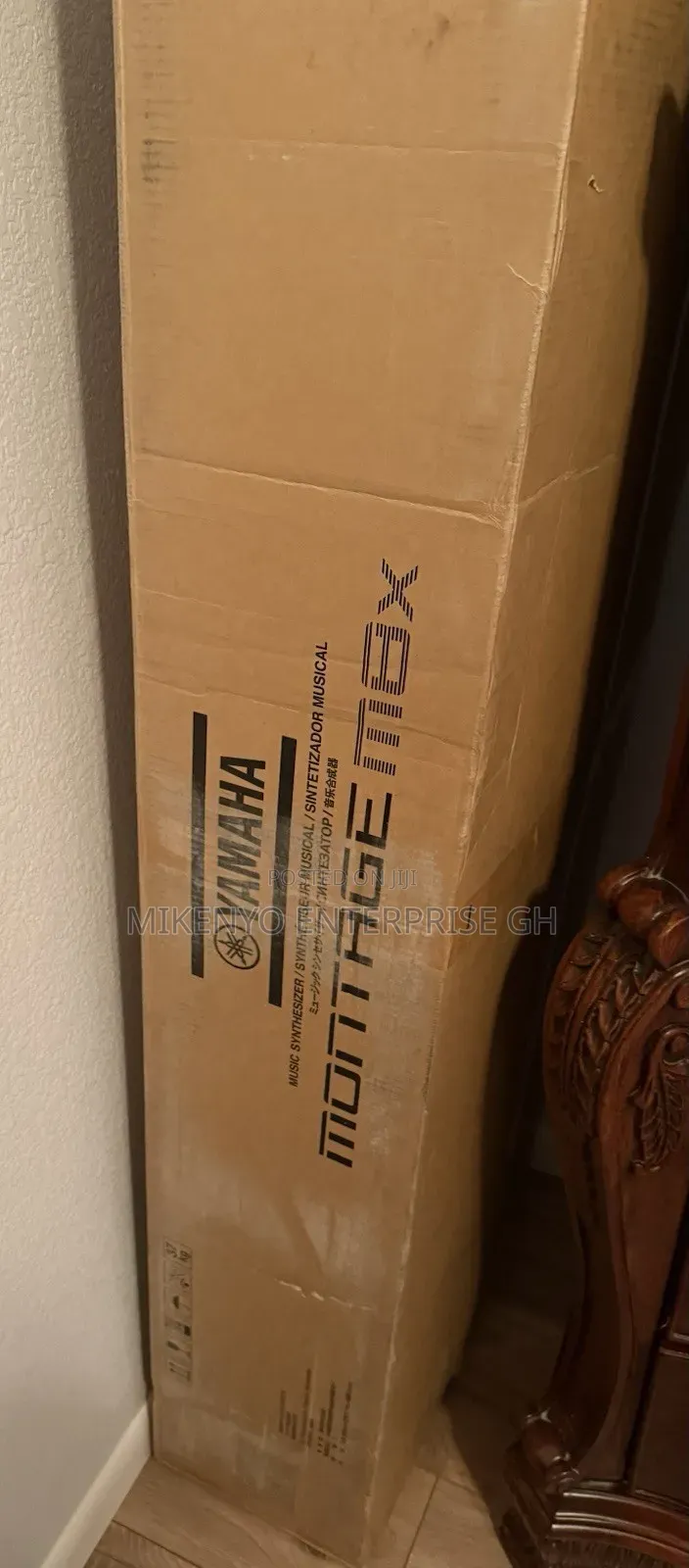 Yamaha Montage M8x 88-Key Synthesizer With Stand