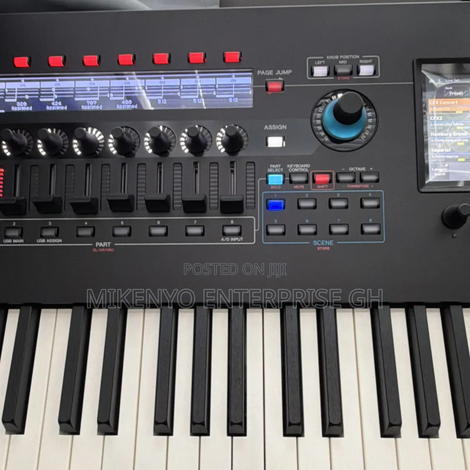 Yamaha Montage M8x 88-Key Synthesizer With Stand