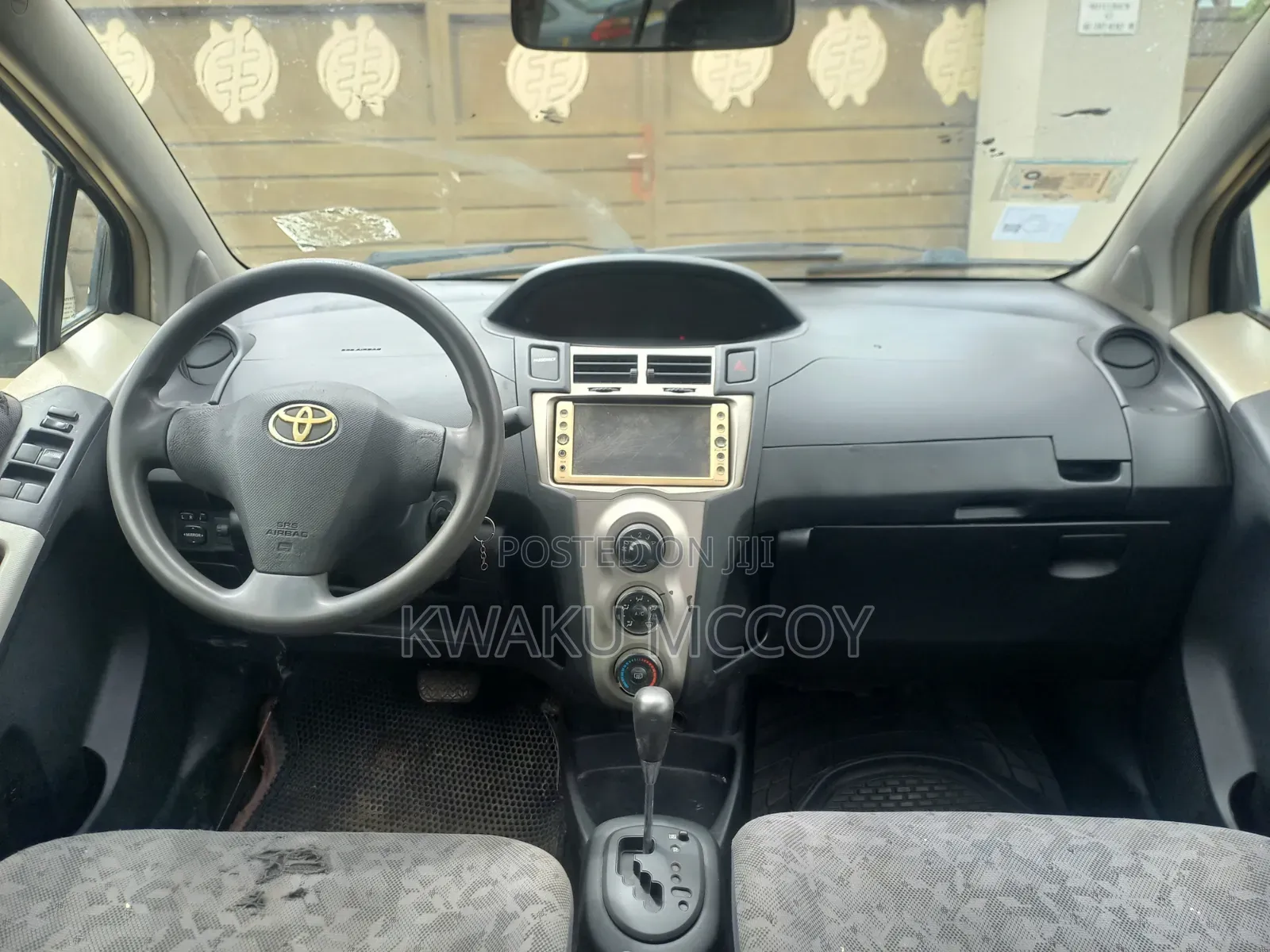 Toyota Vitz 1.0 FWD 3dr 2010 Black