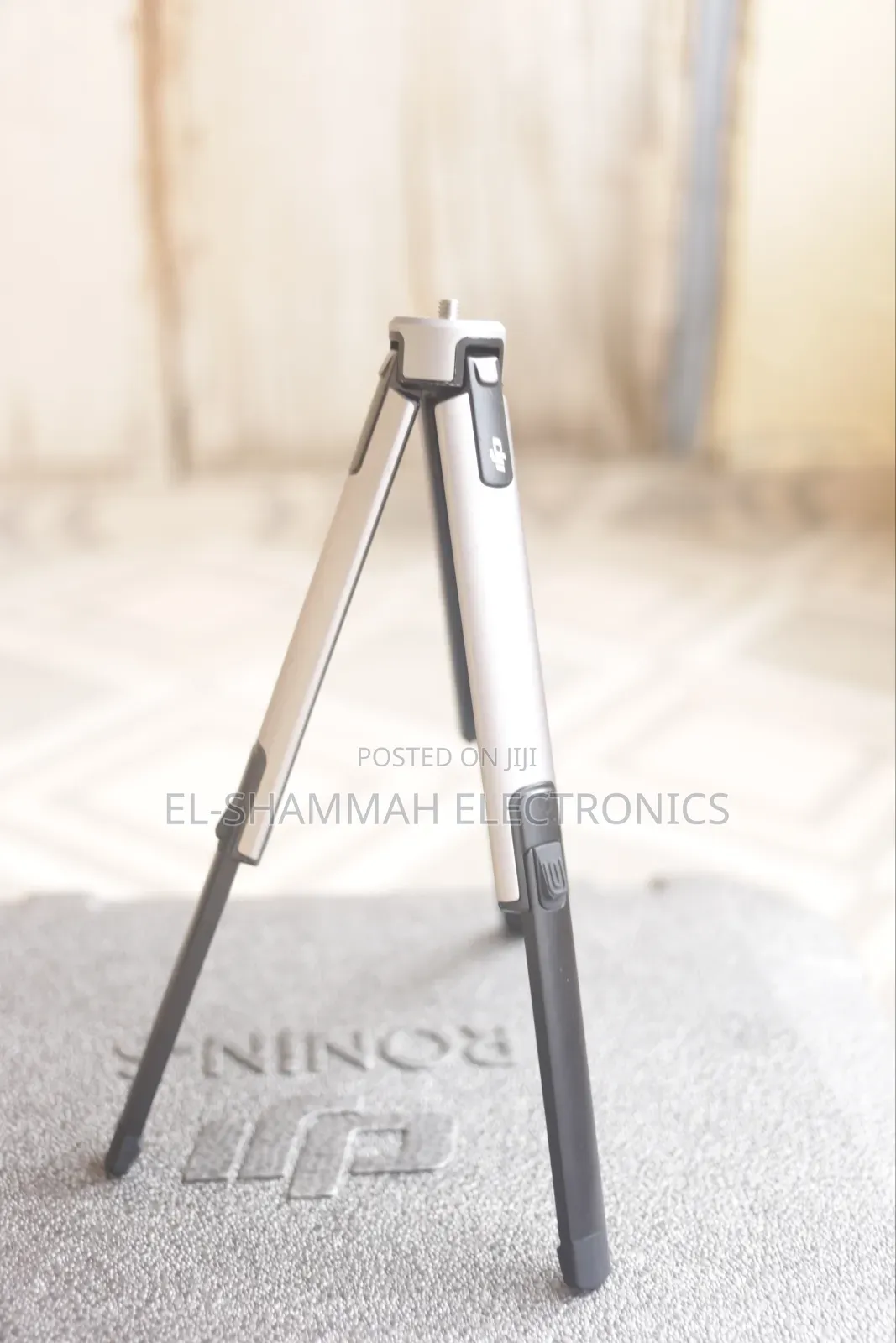 Brand New Dji Ronin S Gimbal With Extendable Tripod
