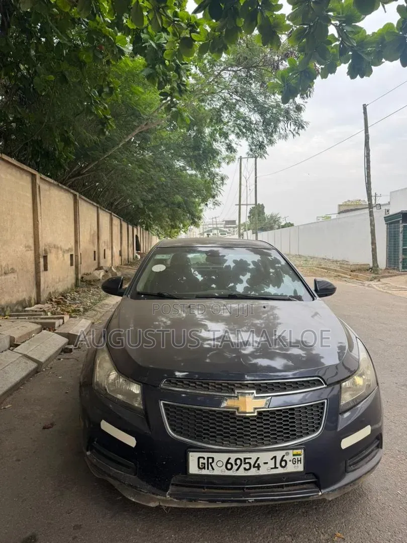 Chevrolet Cruze 2013 Gray