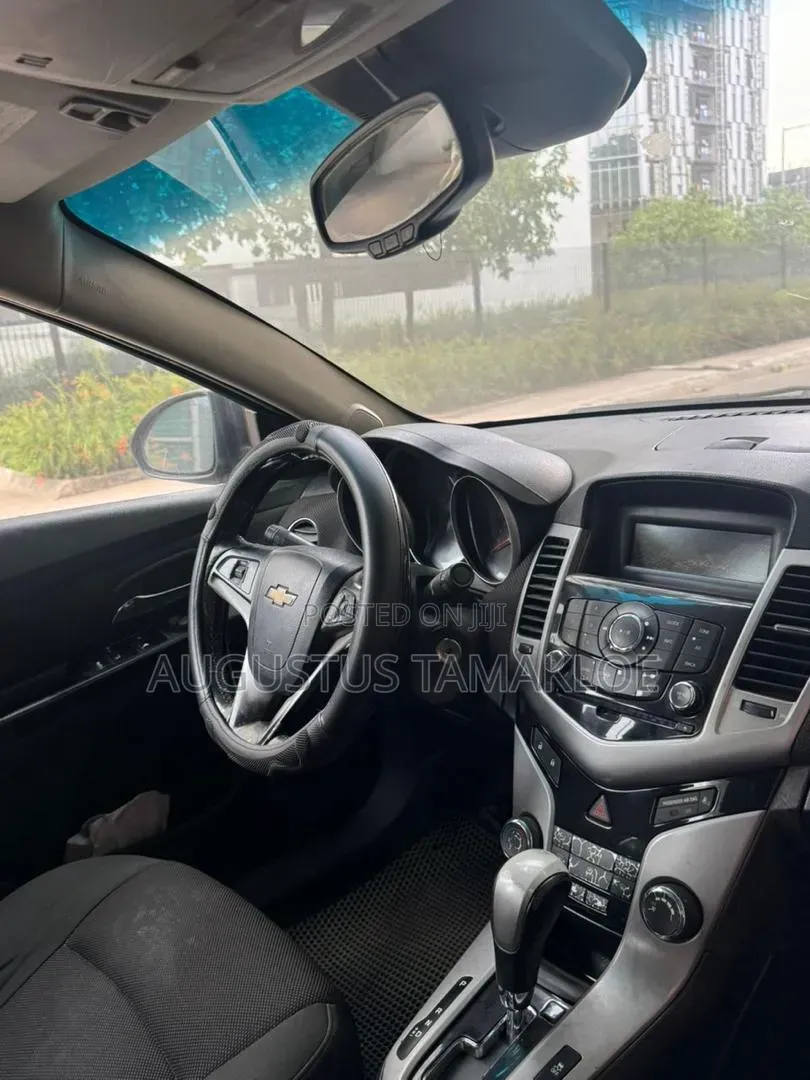 Chevrolet Cruze 2013 Gray
