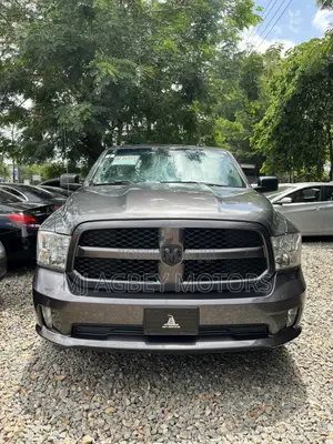 RAM 1500 2021 Gray