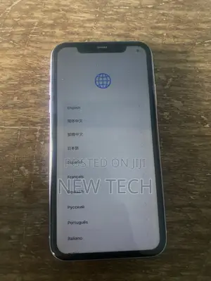 Apple iPhone 11 64 GB Silver