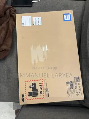 New Laptop HP 17-3000 4GB Intel SSD 128GB