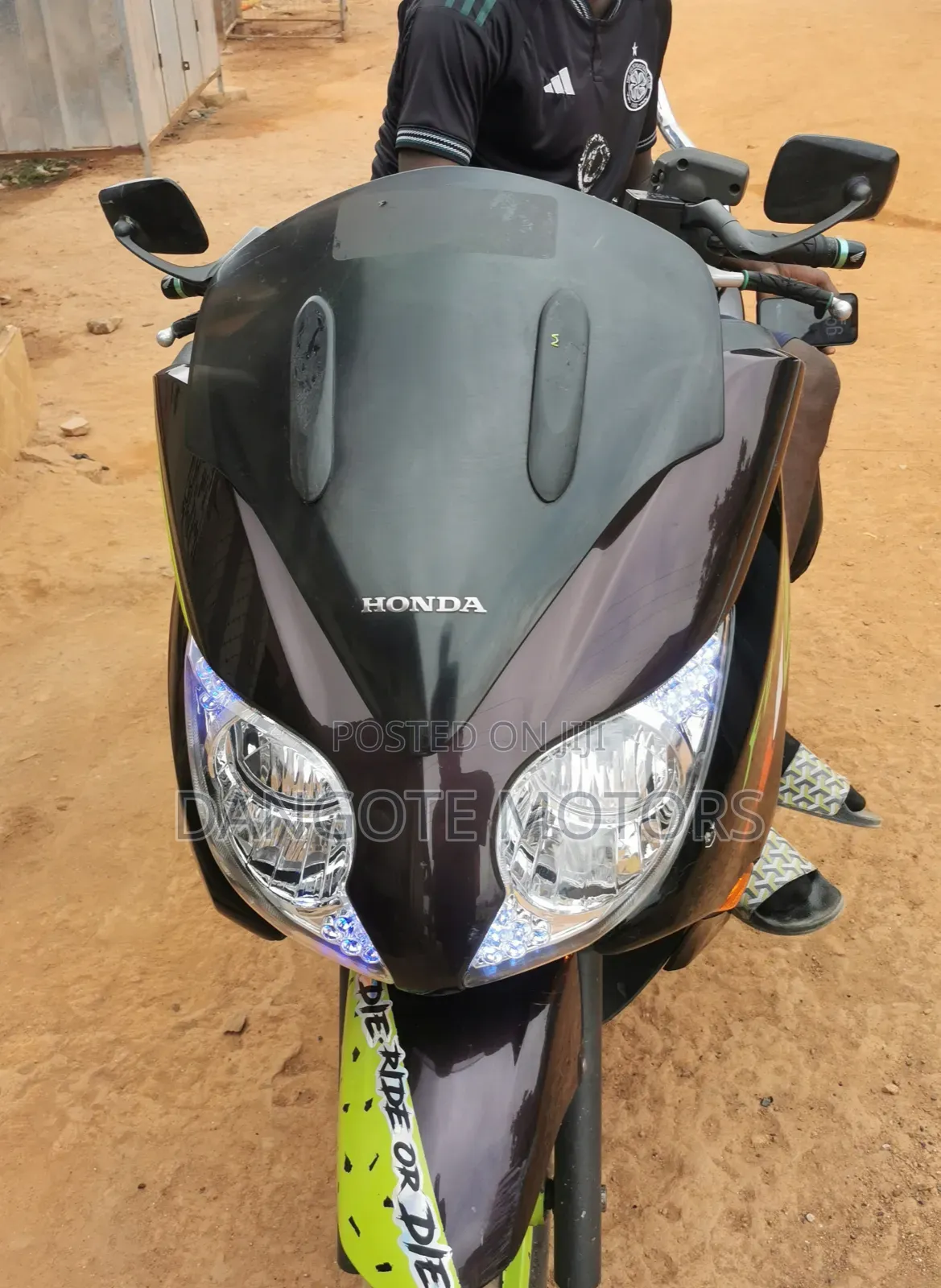 Honda Forza 2018 Brown