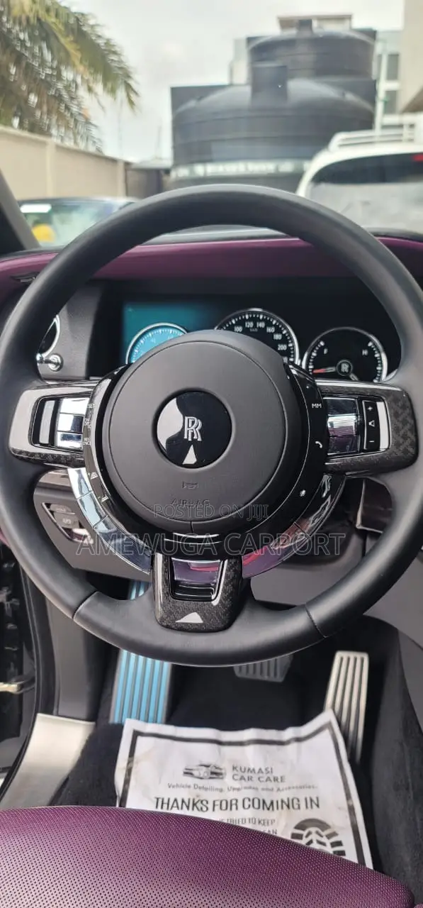 Rolls-Royce Cullinan Black Badge 2024 Black