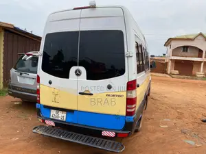 Mercedes-Benz Sprinter 2012 White