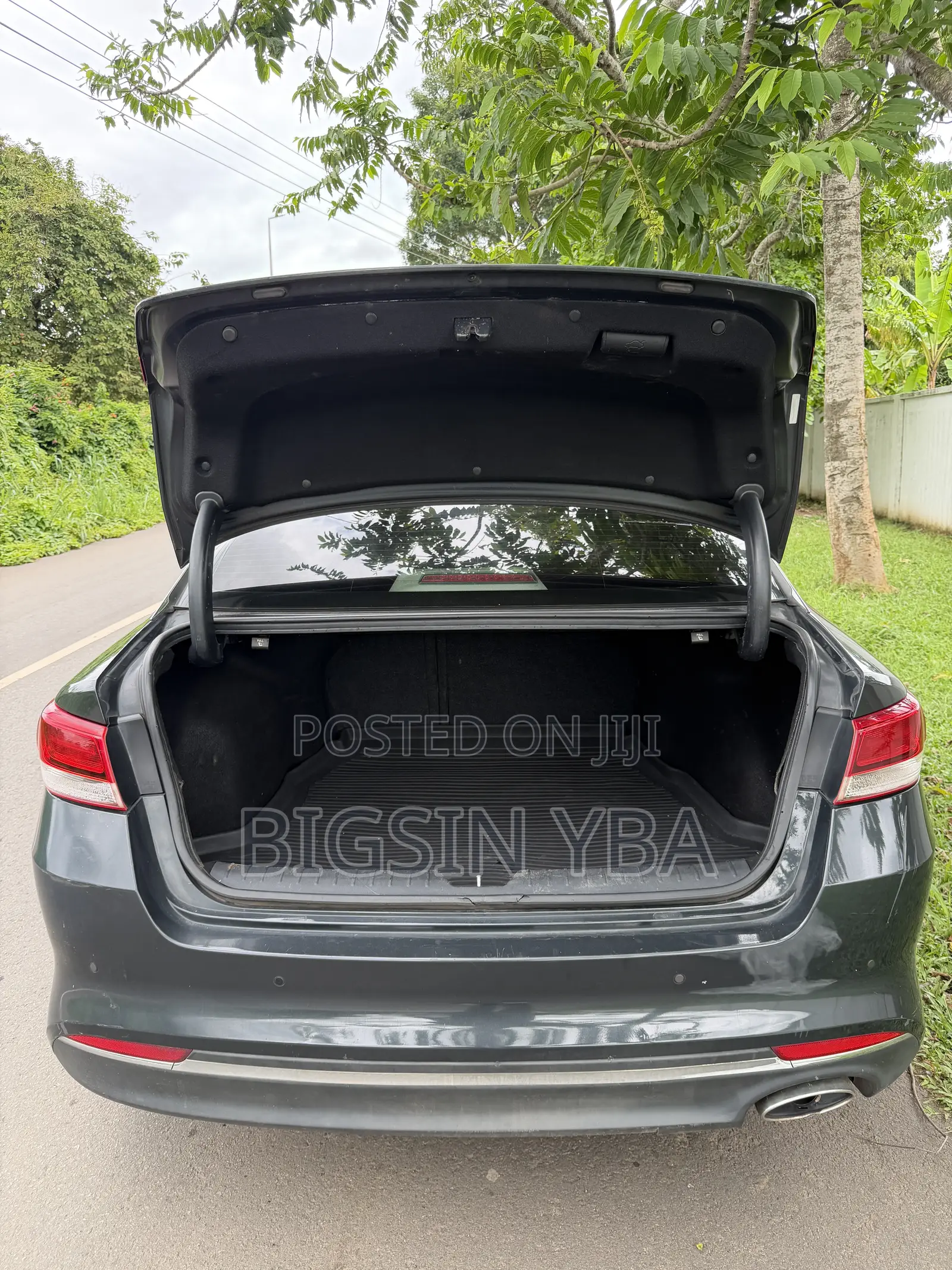 Kia Optima LX 4dr Sedan FWD (2.4L 4cyl 6M) 2016 Gray