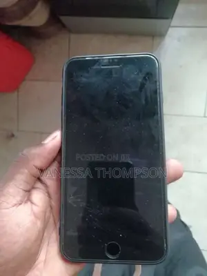 Apple iPhone 7 Plus 32 GB Black